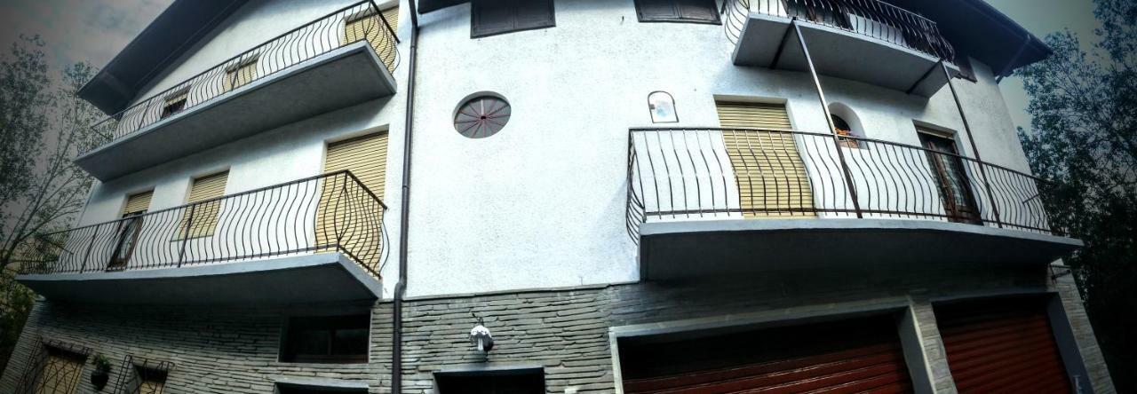 La Casa Di Guglielmo Apartment Aosta Exterior photo